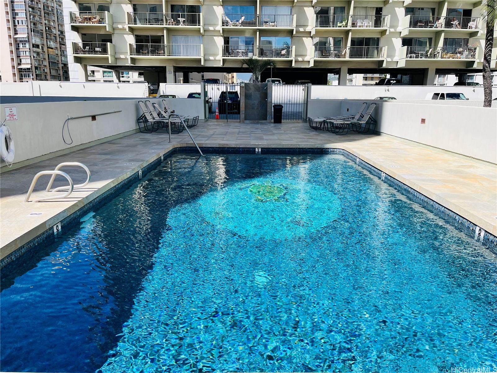 2440 Kuhio Ave Honolulu - Rental - photo 14 of 25