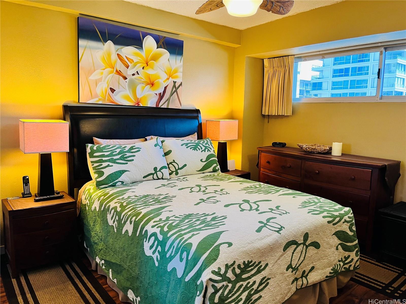 2440 Kuhio Ave Honolulu - Rental - photo 3 of 25