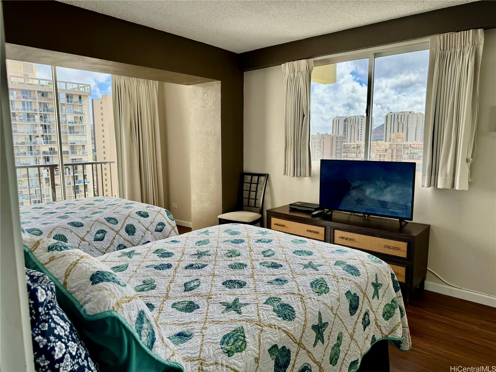 2440 Kuhio Ave Honolulu - Rental - photo 10 of 22