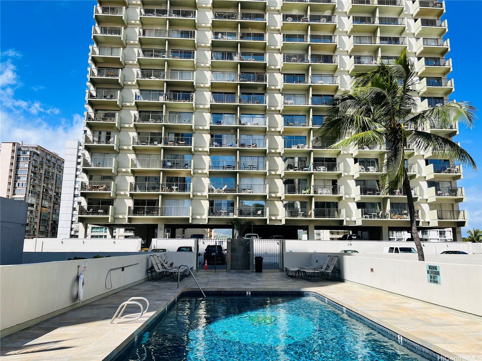 2440 Kuhio Ave Honolulu - Rental - photo 16 of 24