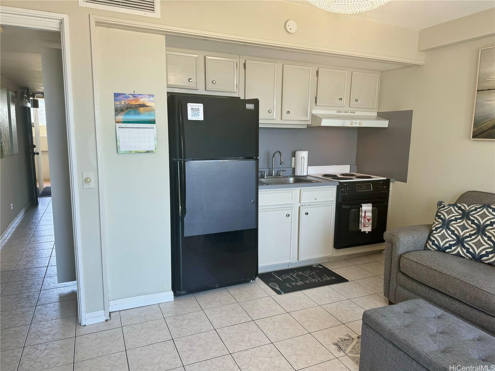 2440 Kuhio Ave Honolulu - Rental - photo 8 of 24