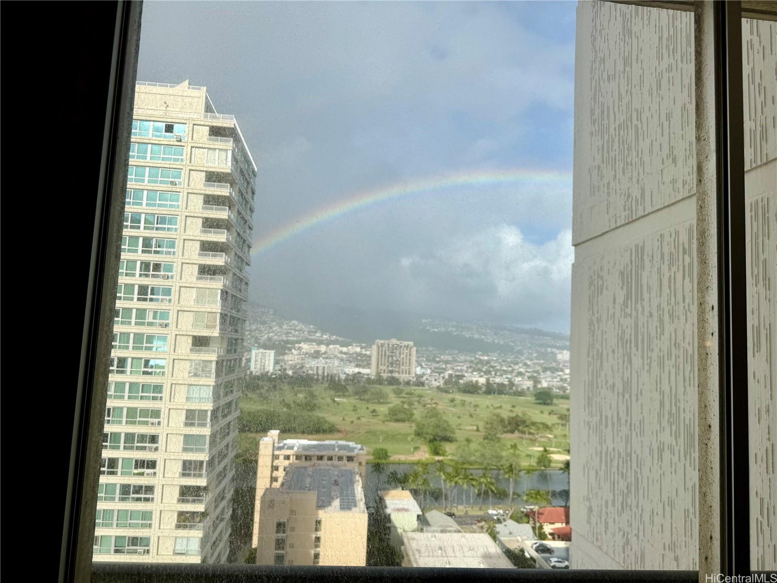 2440 Kuhio Ave Honolulu - Rental - photo 11 of 24