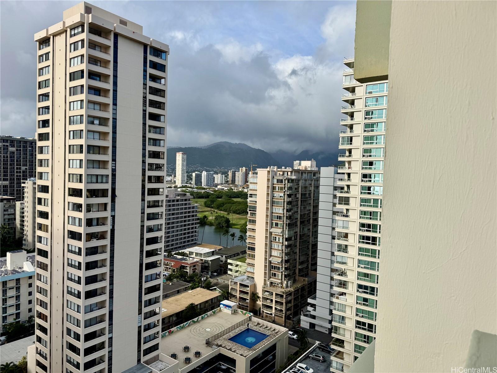 2440 Kuhio Ave Honolulu - Rental - photo 22 of 24