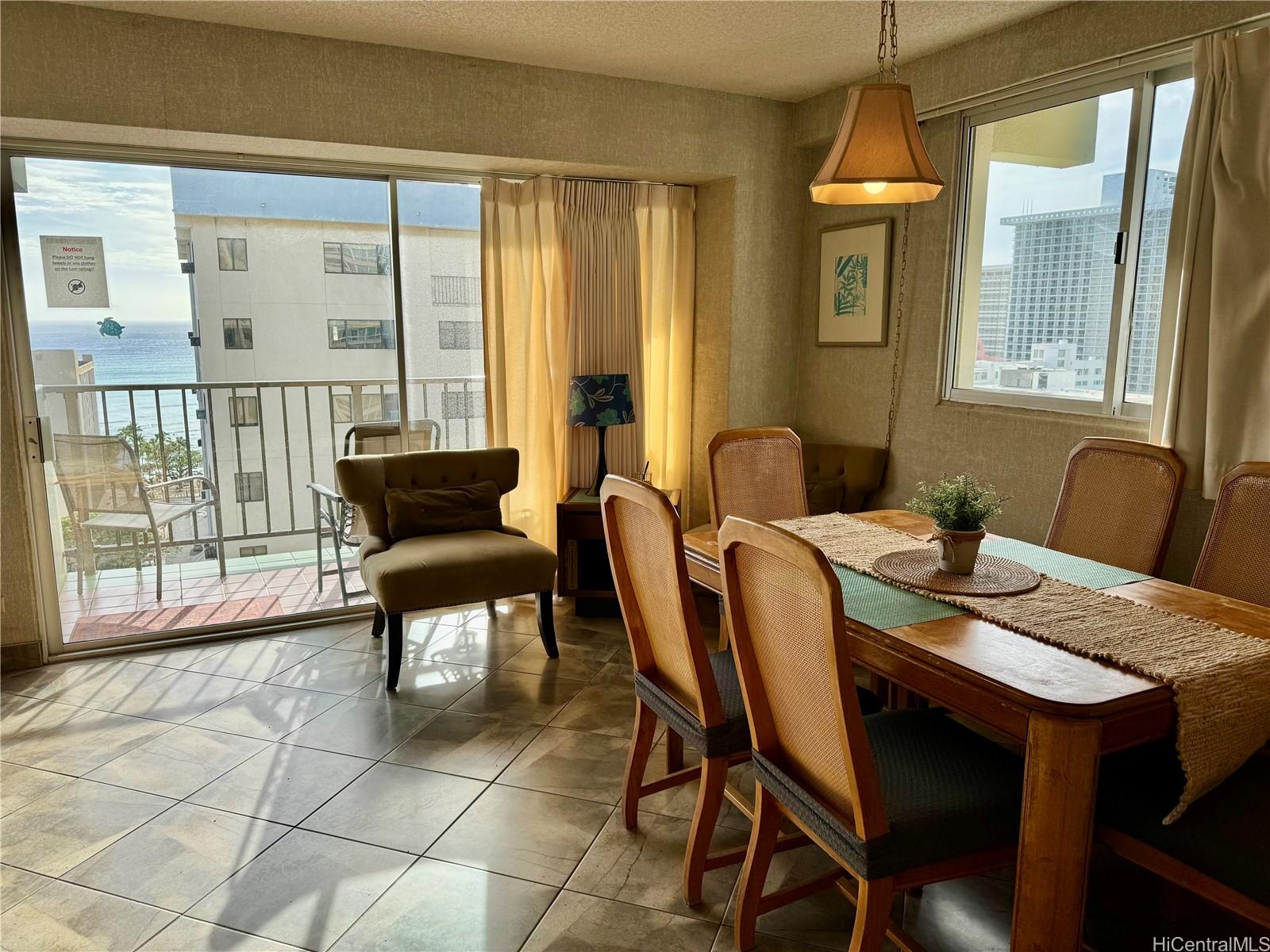 2440 Kuhio Ave Honolulu - Rental - photo 4 of 24