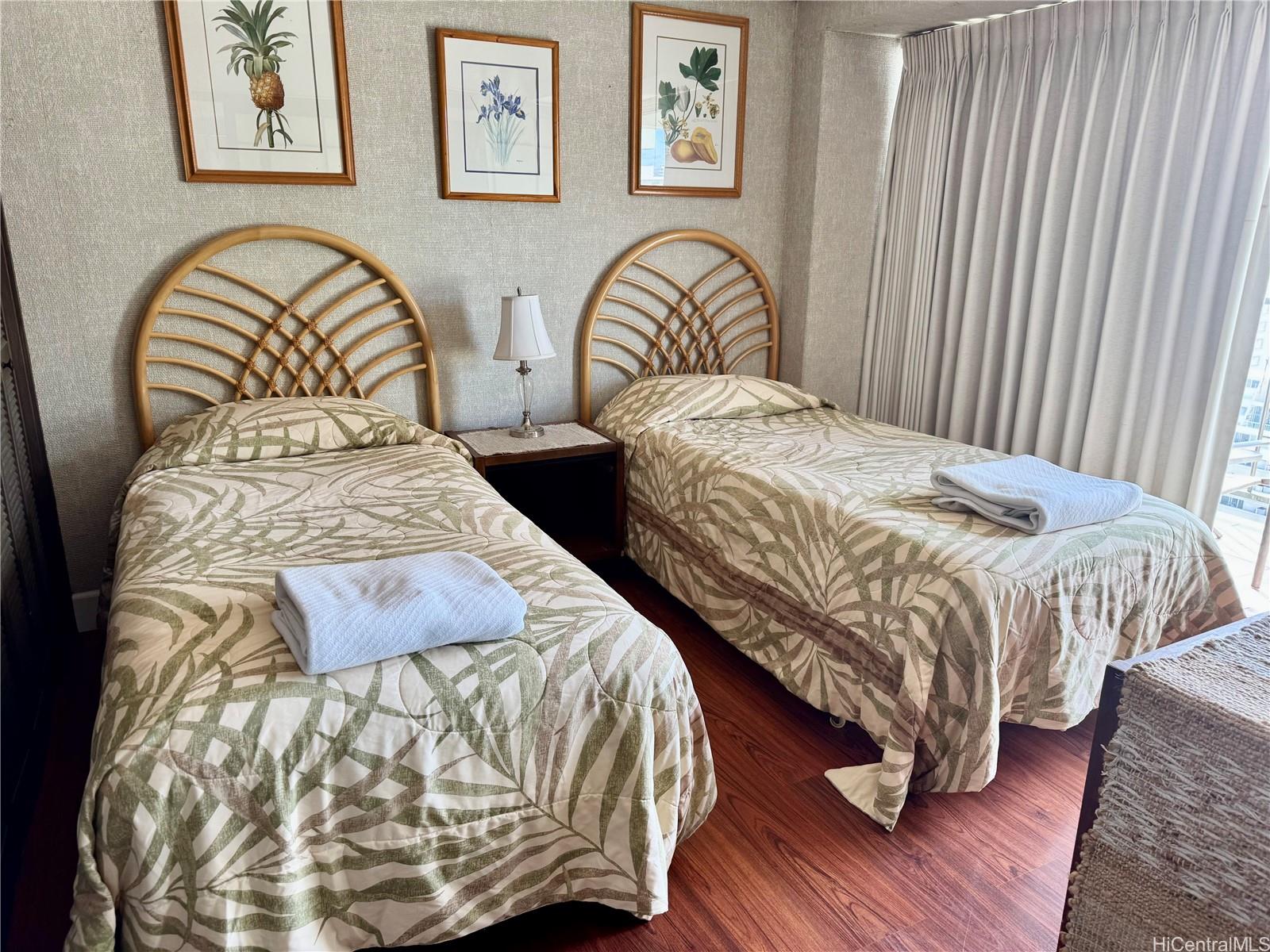 2440 Kuhio Ave Honolulu - Rental - photo 8 of 24