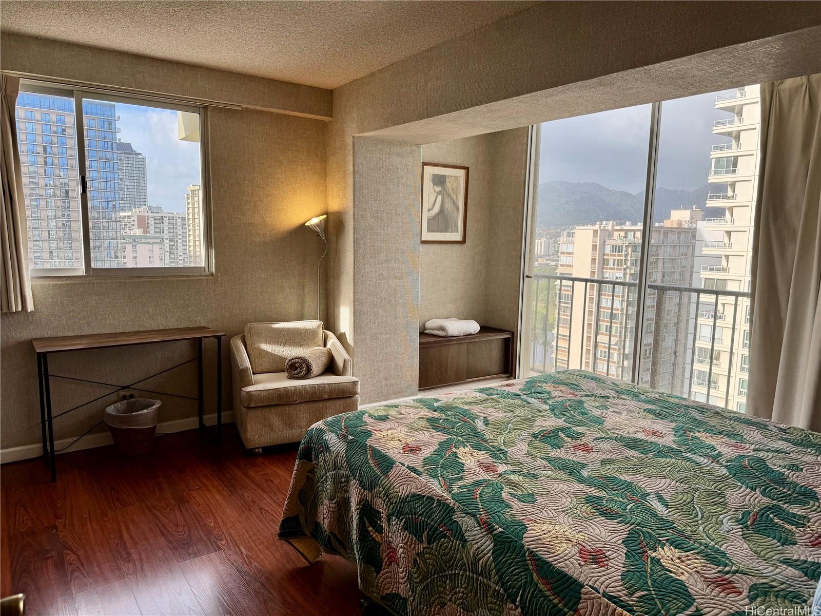 2440 Kuhio Ave Honolulu - Rental - photo 9 of 24