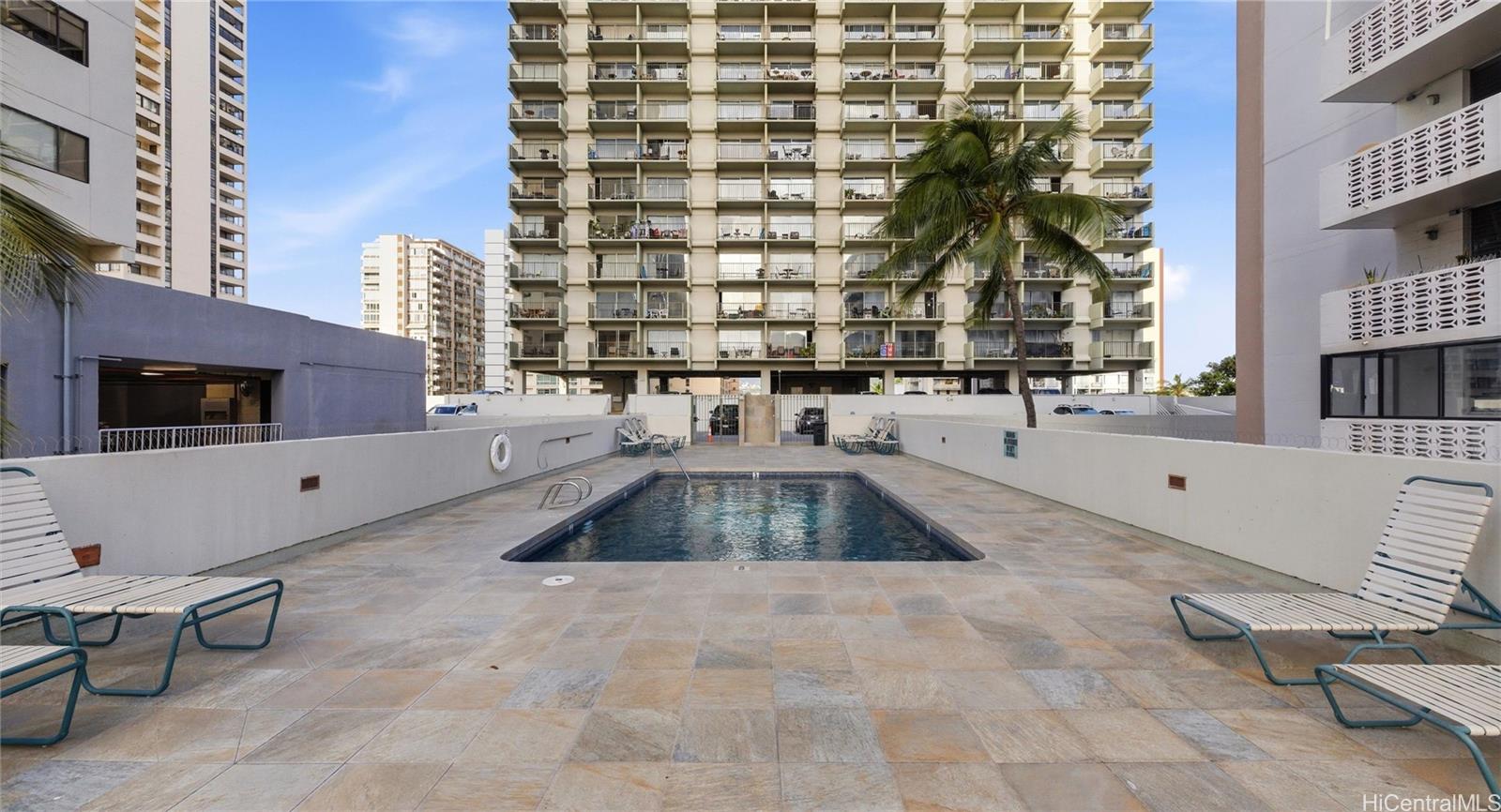 Waikiki Park Hgts condo # 2001, Honolulu, Hawaii - photo 20 of 25