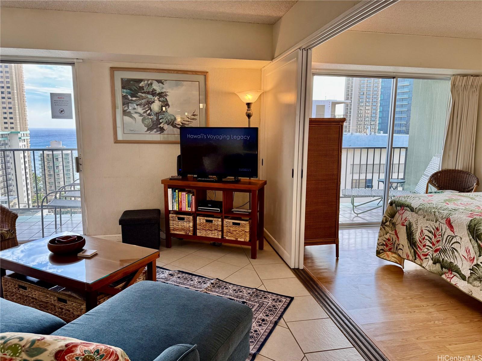 2440 Kuhio Ave Honolulu - Rental - photo 10 of 25