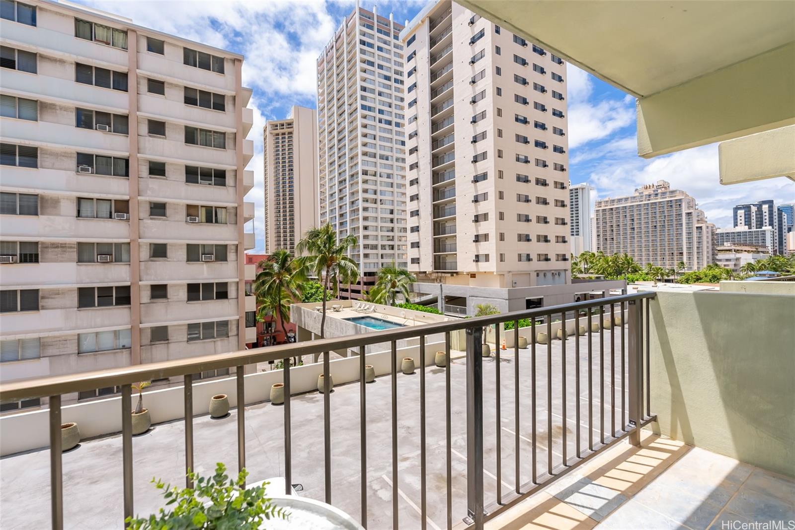 Waikiki Park Hgts condo # 503, Honolulu, Hawaii - photo 11 of 25