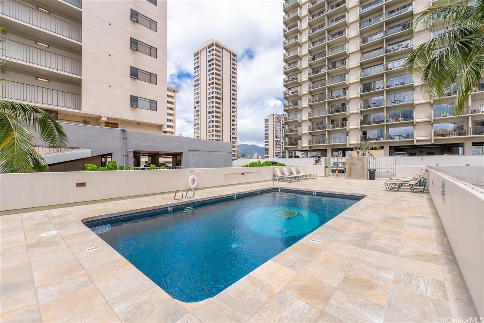 Waikiki Park Hgts condo # 503, Honolulu, Hawaii - photo 21 of 25