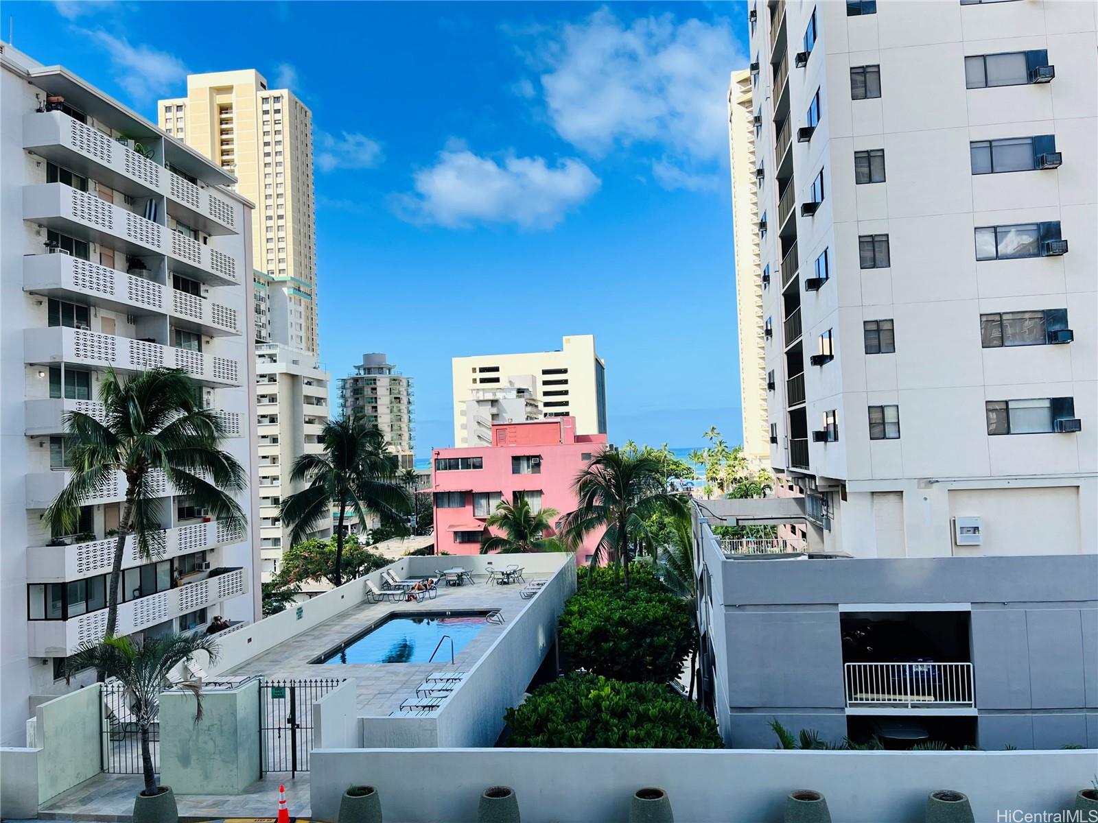 2440 Kuhio Ave Honolulu - Rental - photo 7 of 18