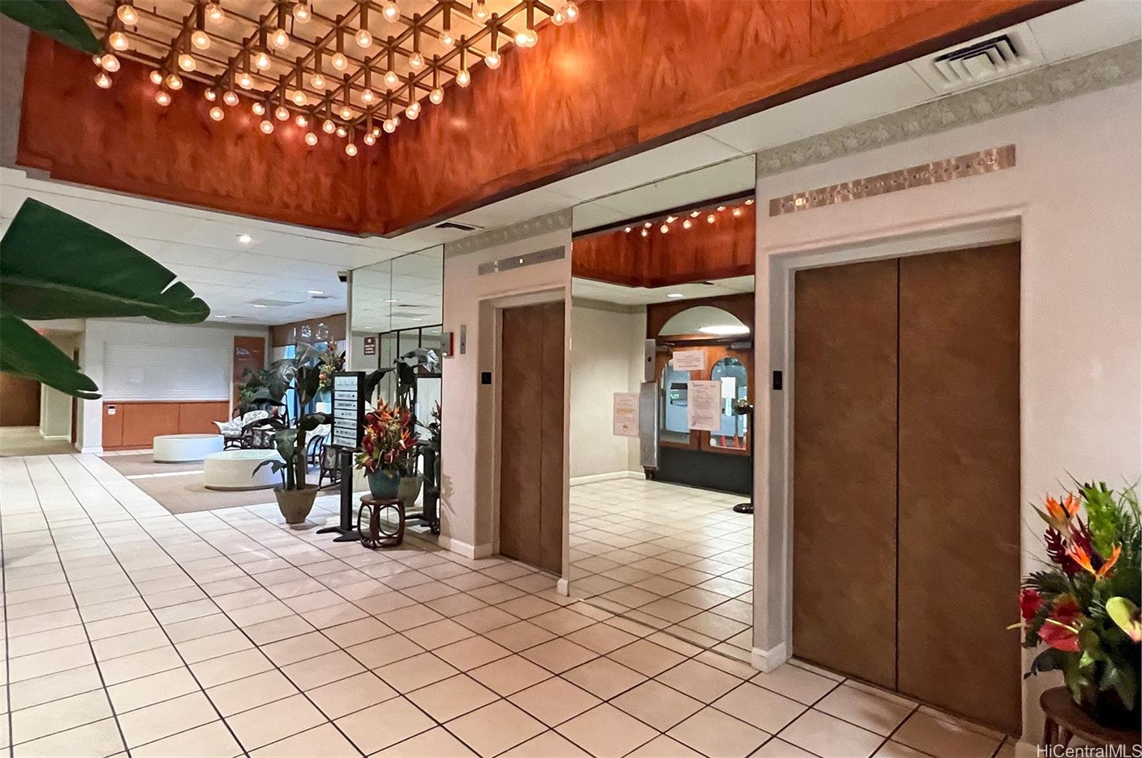 2440 Kuhio Ave Honolulu - Rental - photo 15 of 21