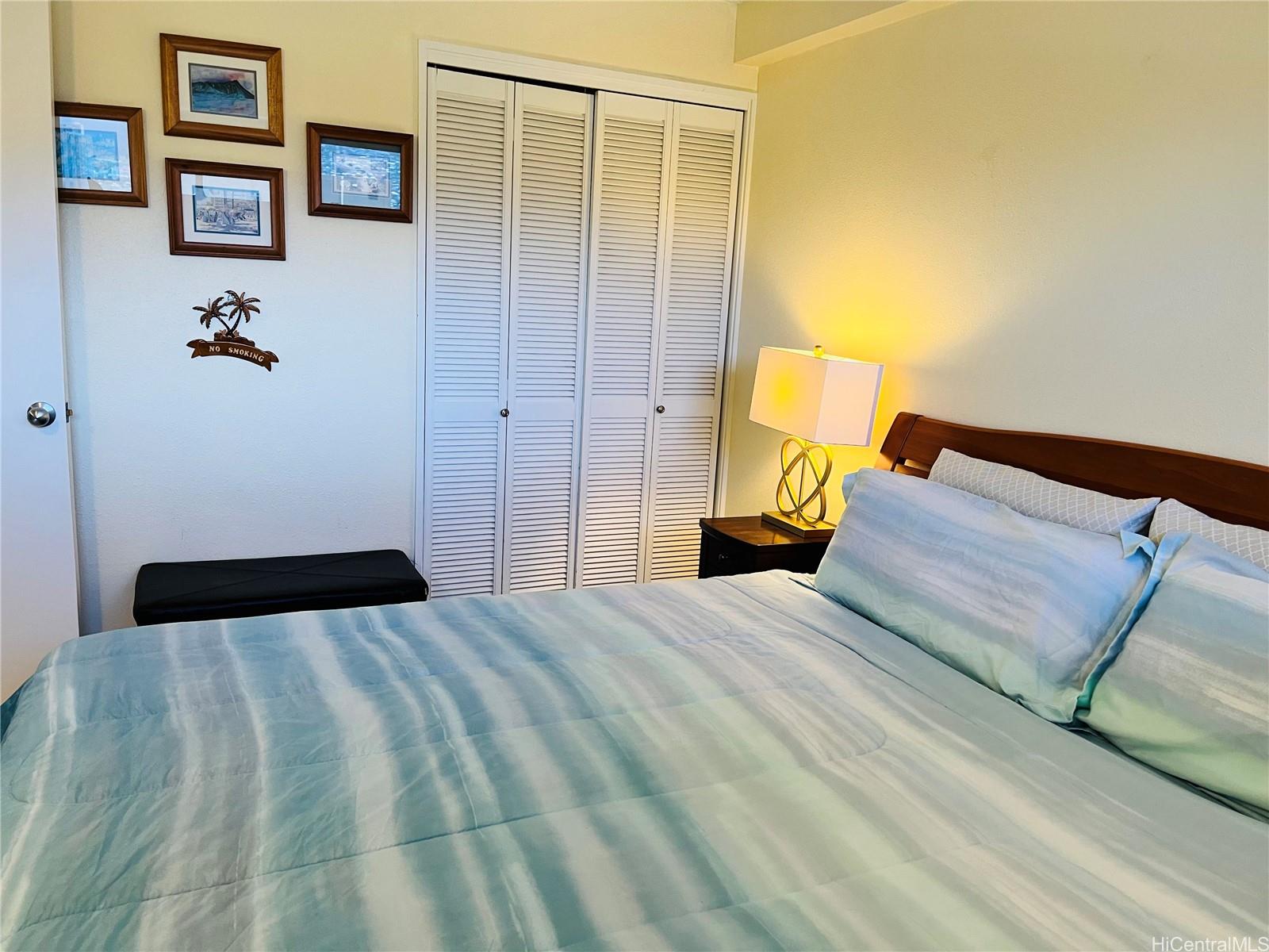 2440 Kuhio Ave Honolulu - Rental - photo 3 of 25