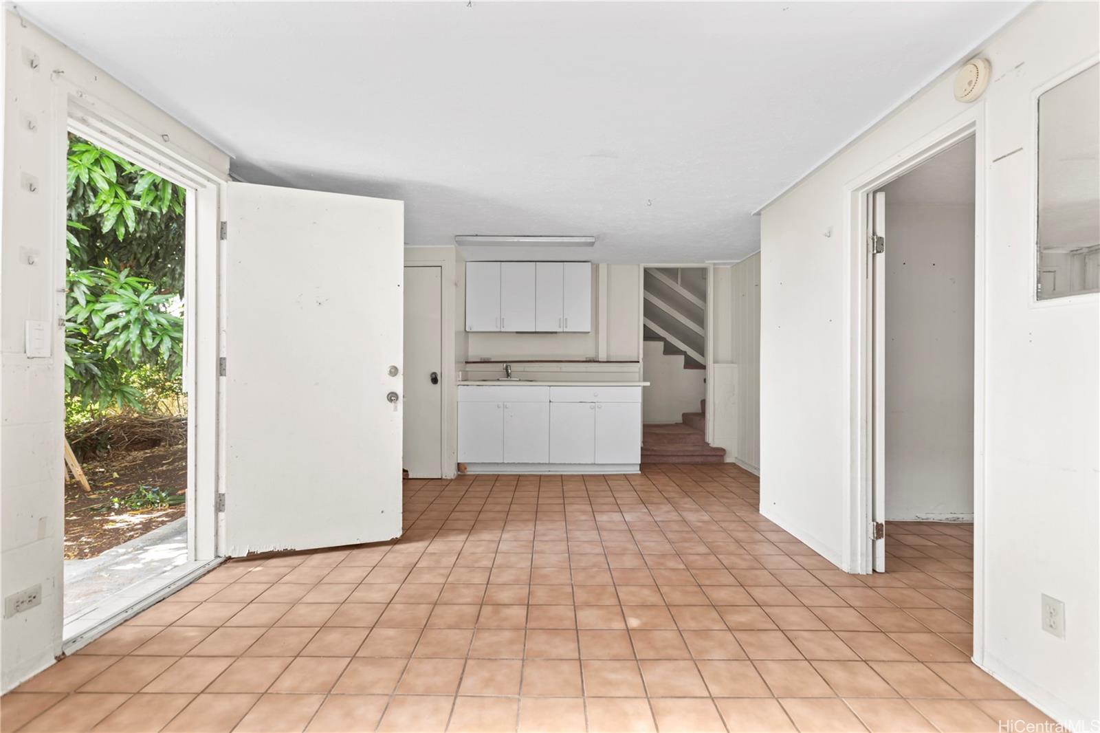 2442  10th Ave Palolo, Diamond Head home - photo 14 of 22