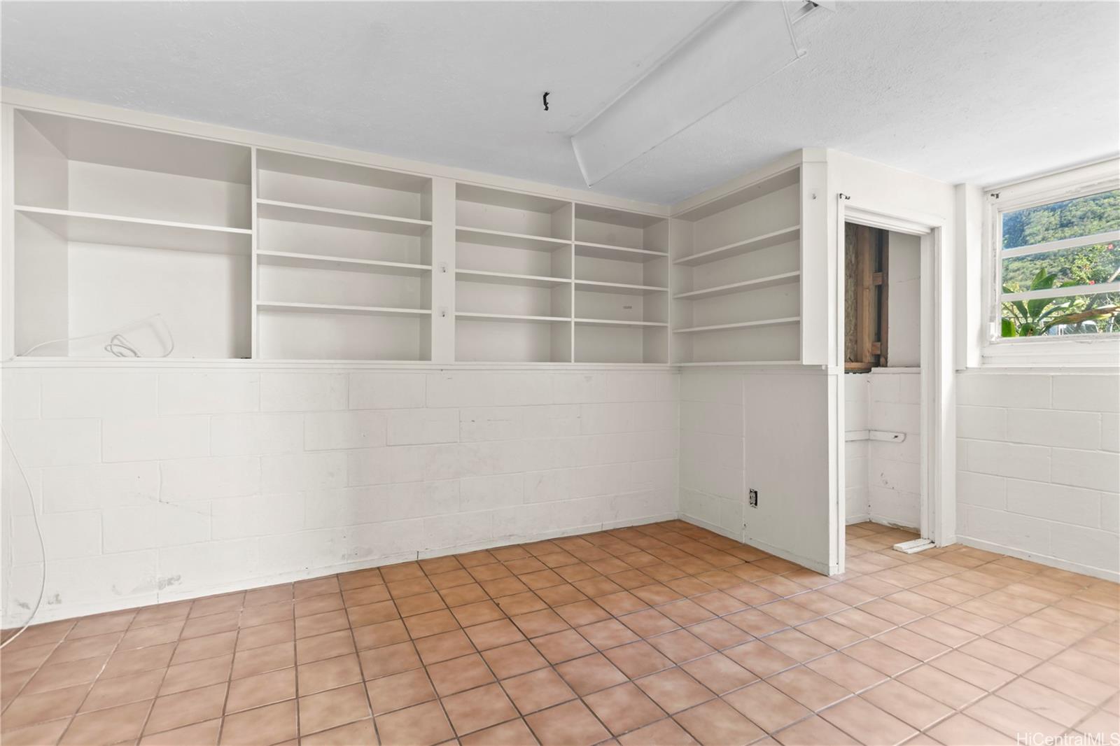 2442  10th Ave Palolo, Diamond Head home - photo 16 of 22