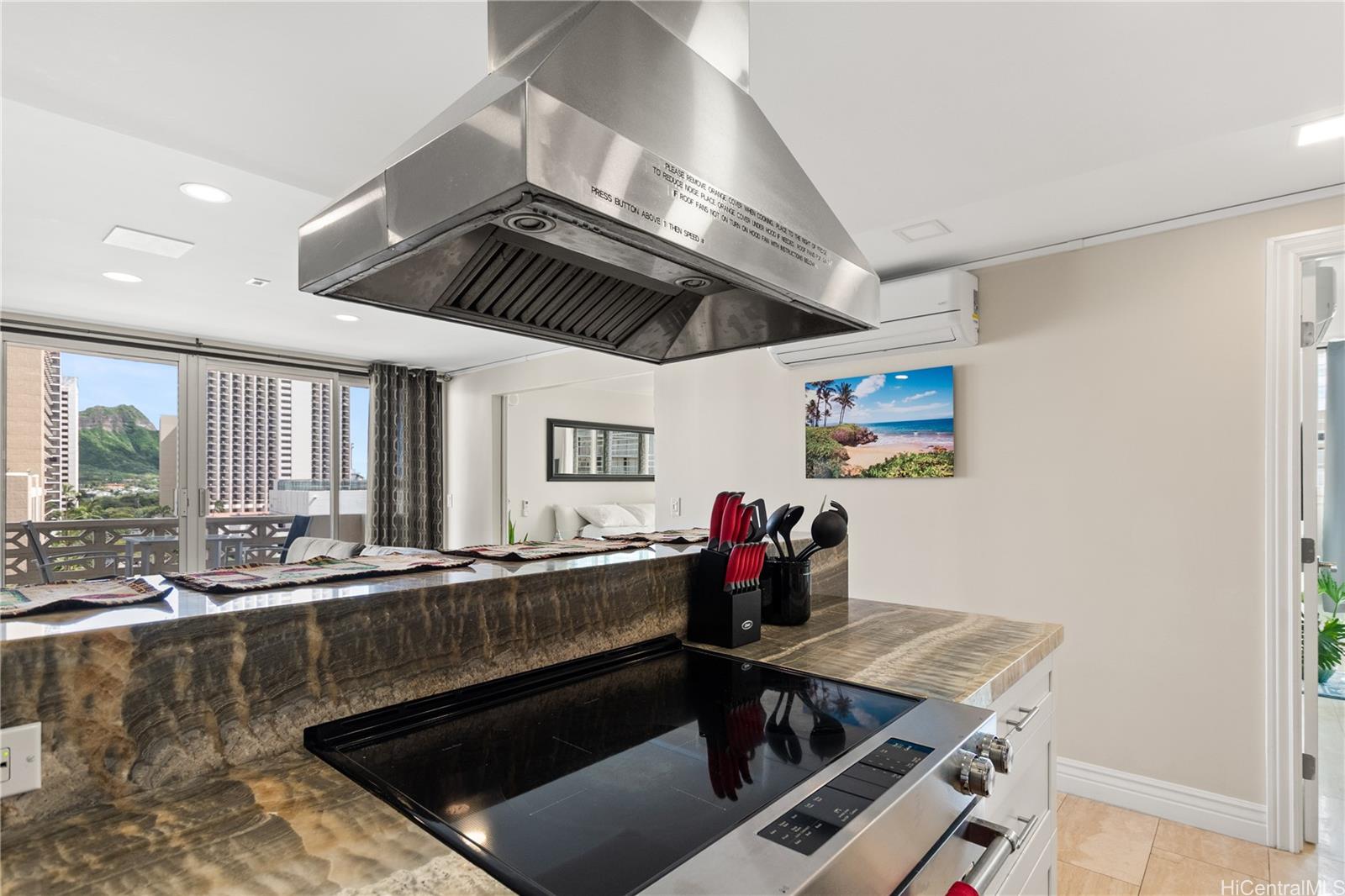 Kuhio Plaza condo # 1102, Honolulu, Hawaii - photo 4 of 18