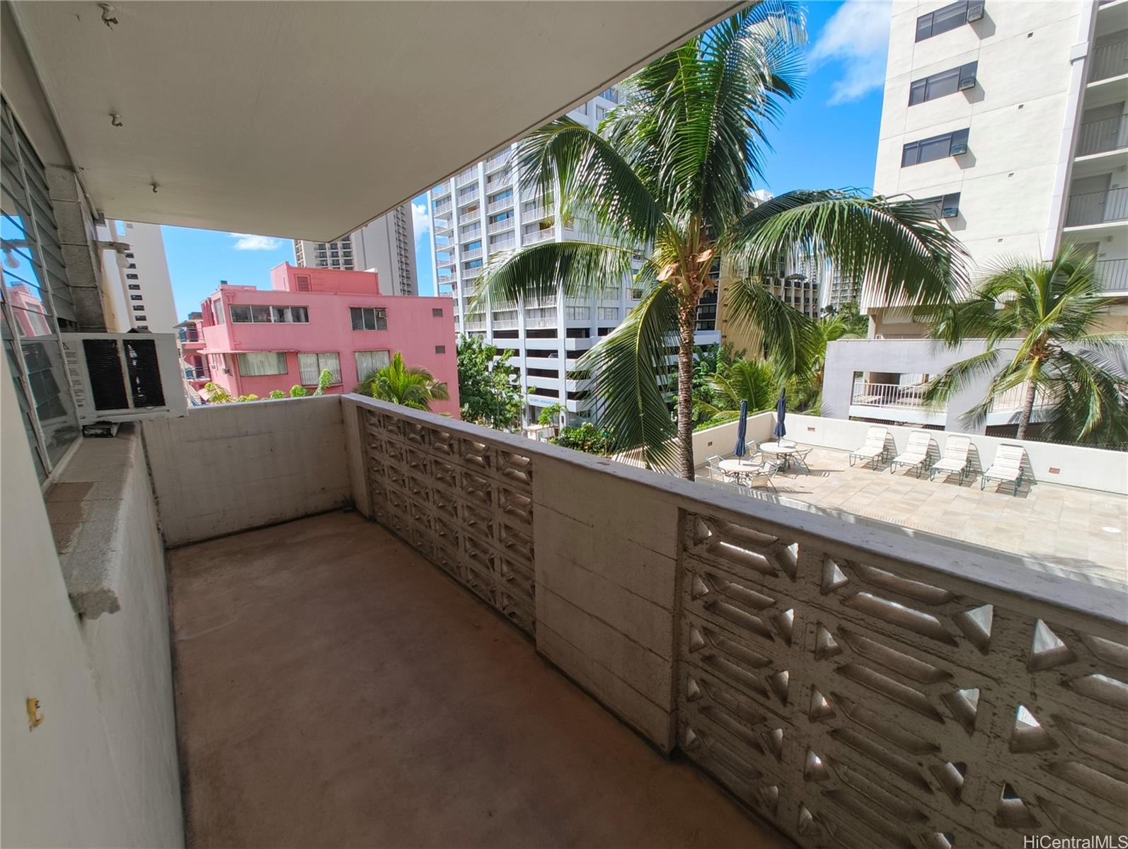 2442 Kuhio Ave Honolulu - Rental - photo 12 of 12