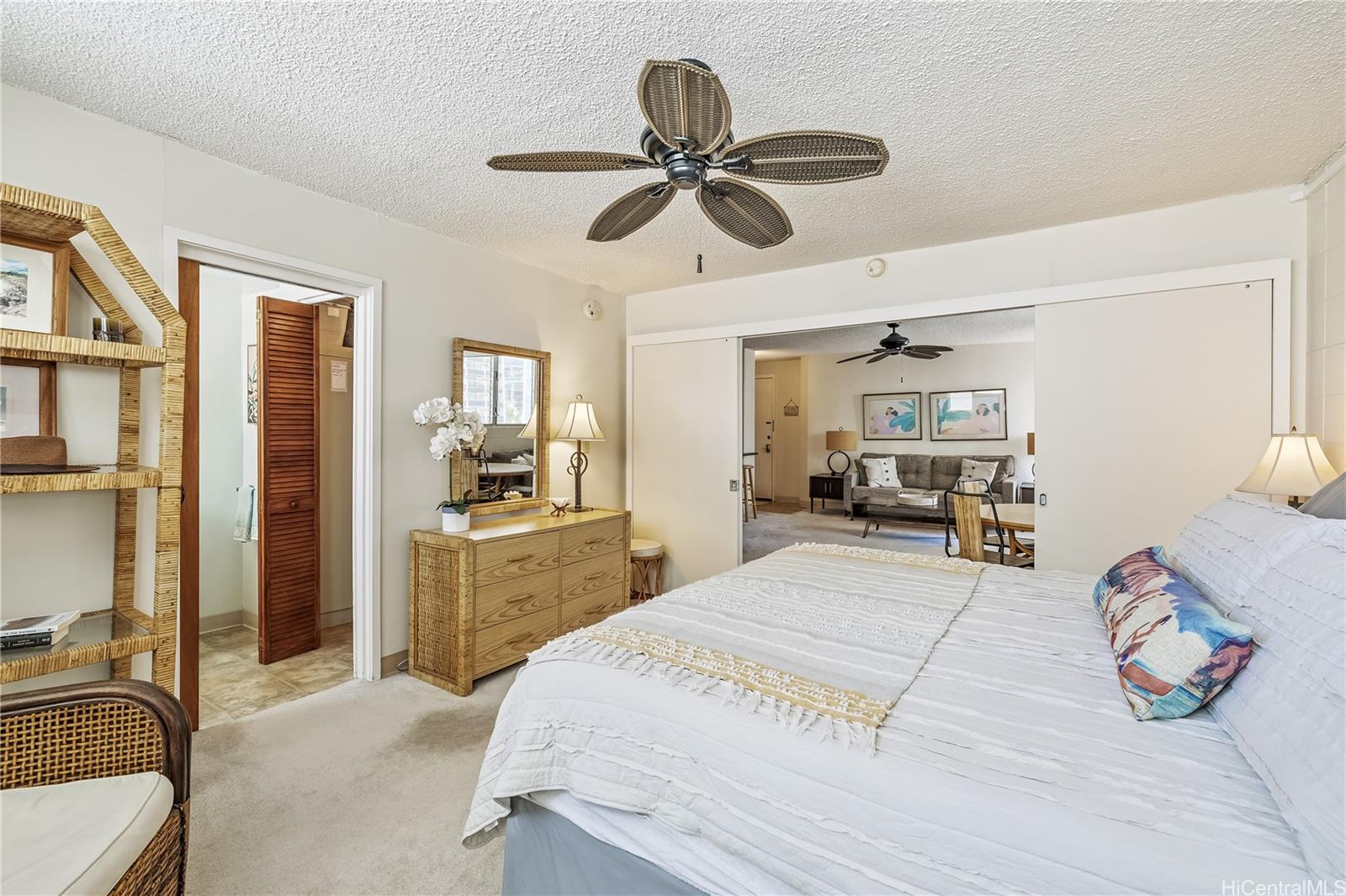 Kuhio Plaza condo # 704, Honolulu, Hawaii - photo 15 of 25