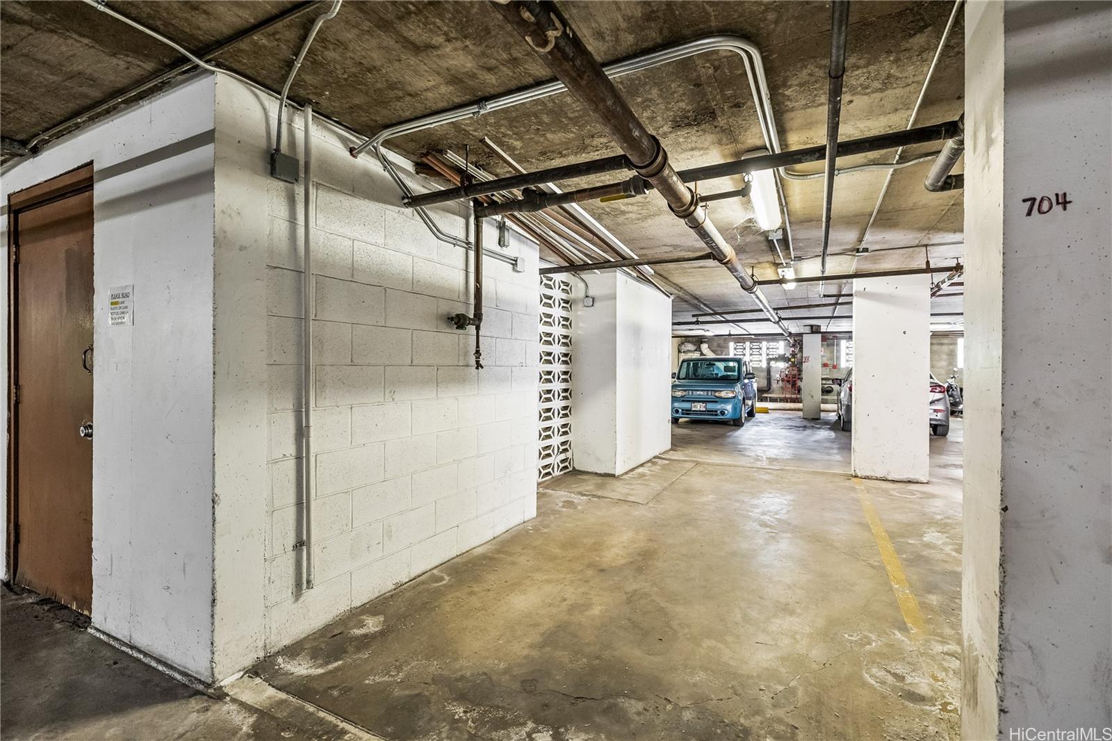 Kuhio Plaza condo # 704, Honolulu, Hawaii - photo 20 of 25