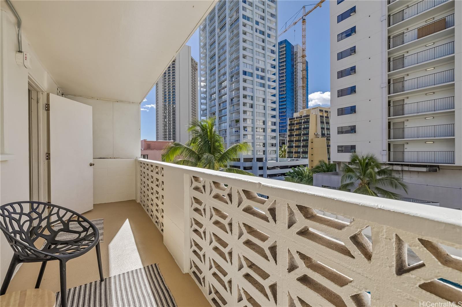 Kuhio Plaza condo # 704, Honolulu, Hawaii - photo 3 of 25