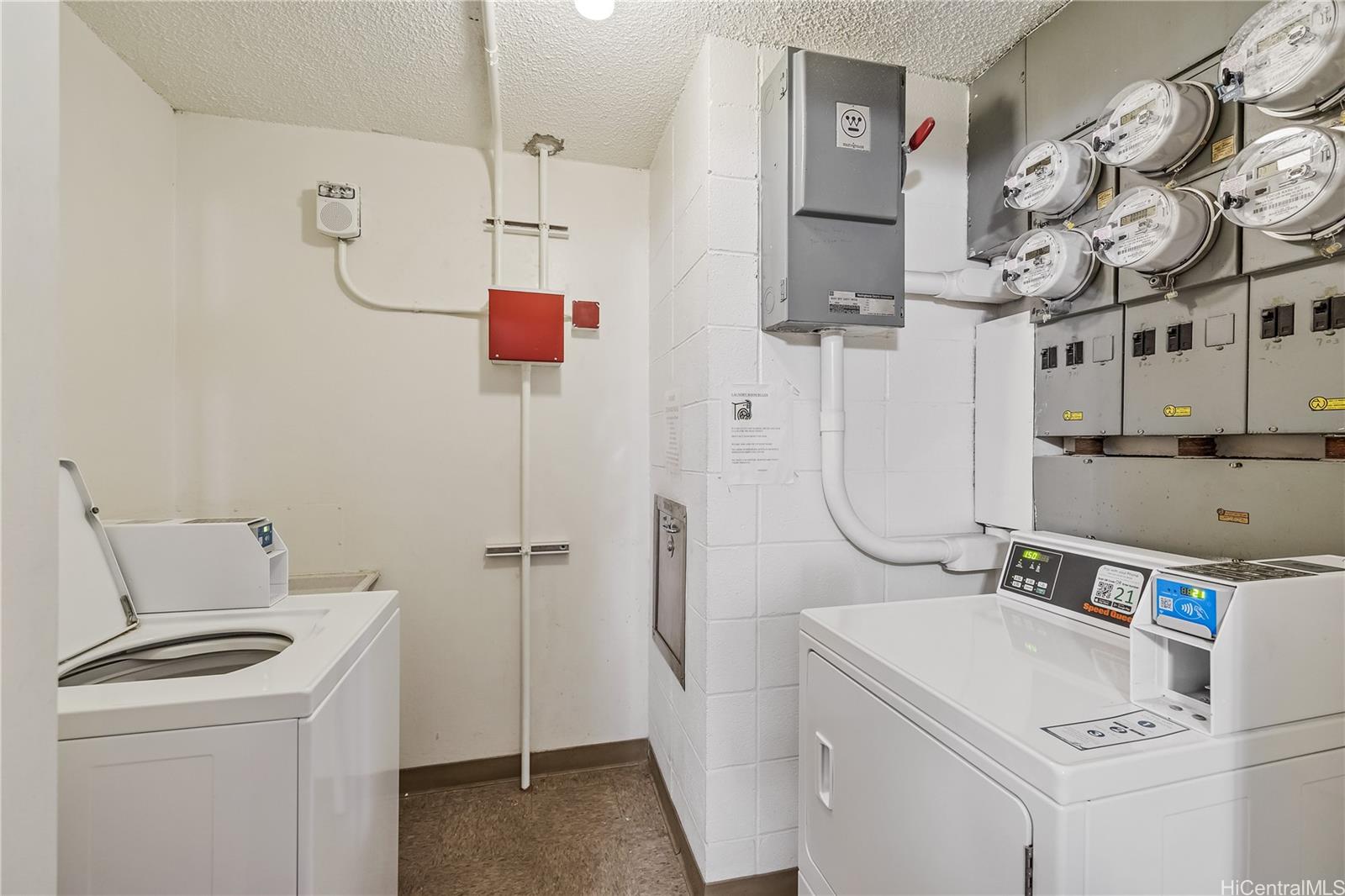 Kuhio Plaza condo # 704, Honolulu, Hawaii - photo 21 of 25