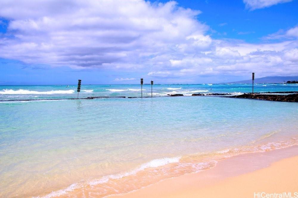 Kuhio Plaza condo # 704, Honolulu, Hawaii - photo 4 of 25