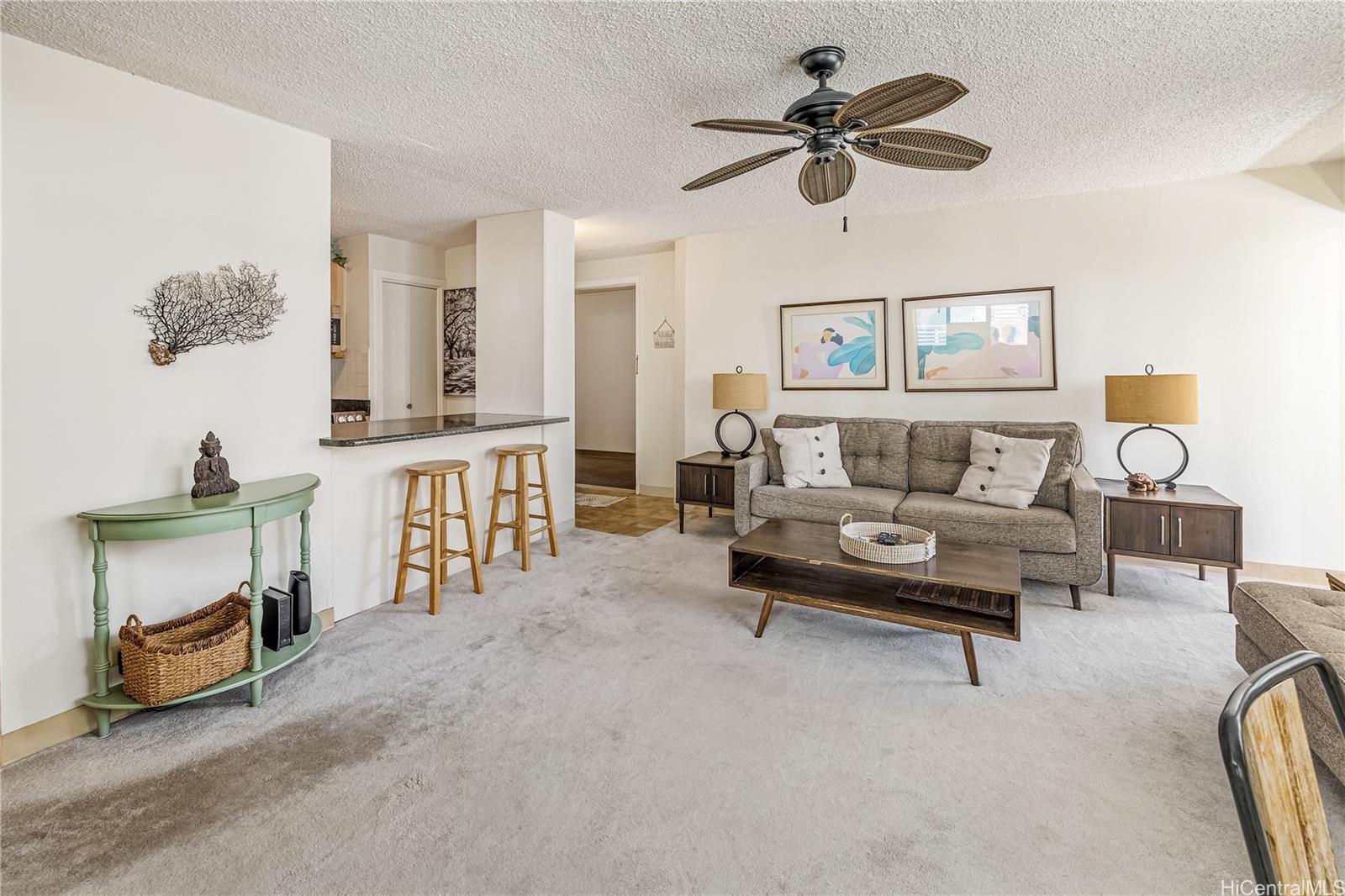 Kuhio Plaza condo # 704, Honolulu, Hawaii - photo 6 of 25