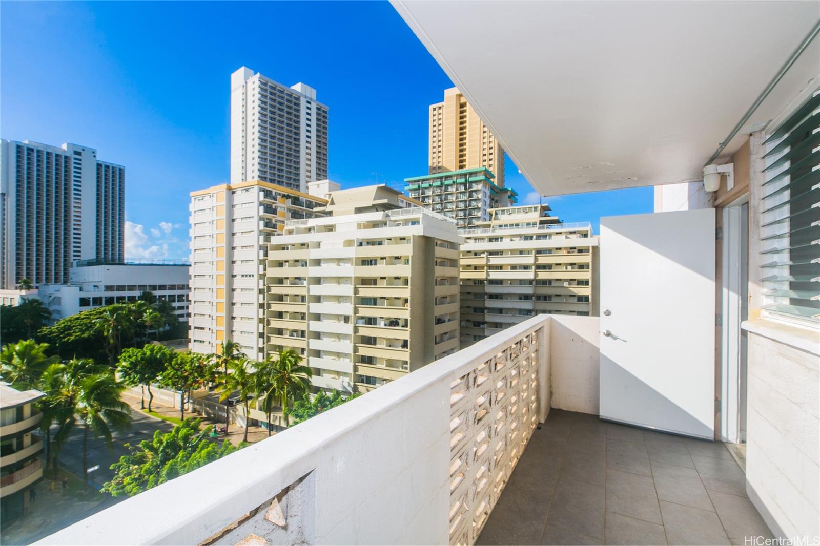 Kuhio Plaza condo # 902, Honolulu, Hawaii - photo 2 of 25