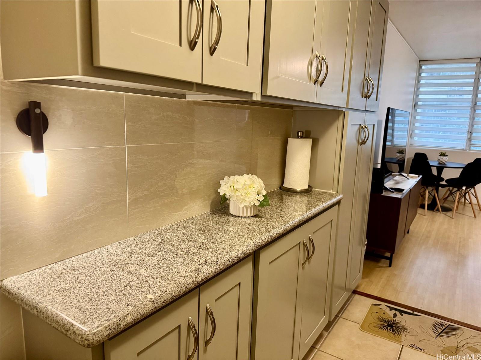2442 Tusitala St Honolulu - Rental - photo 2 of 15