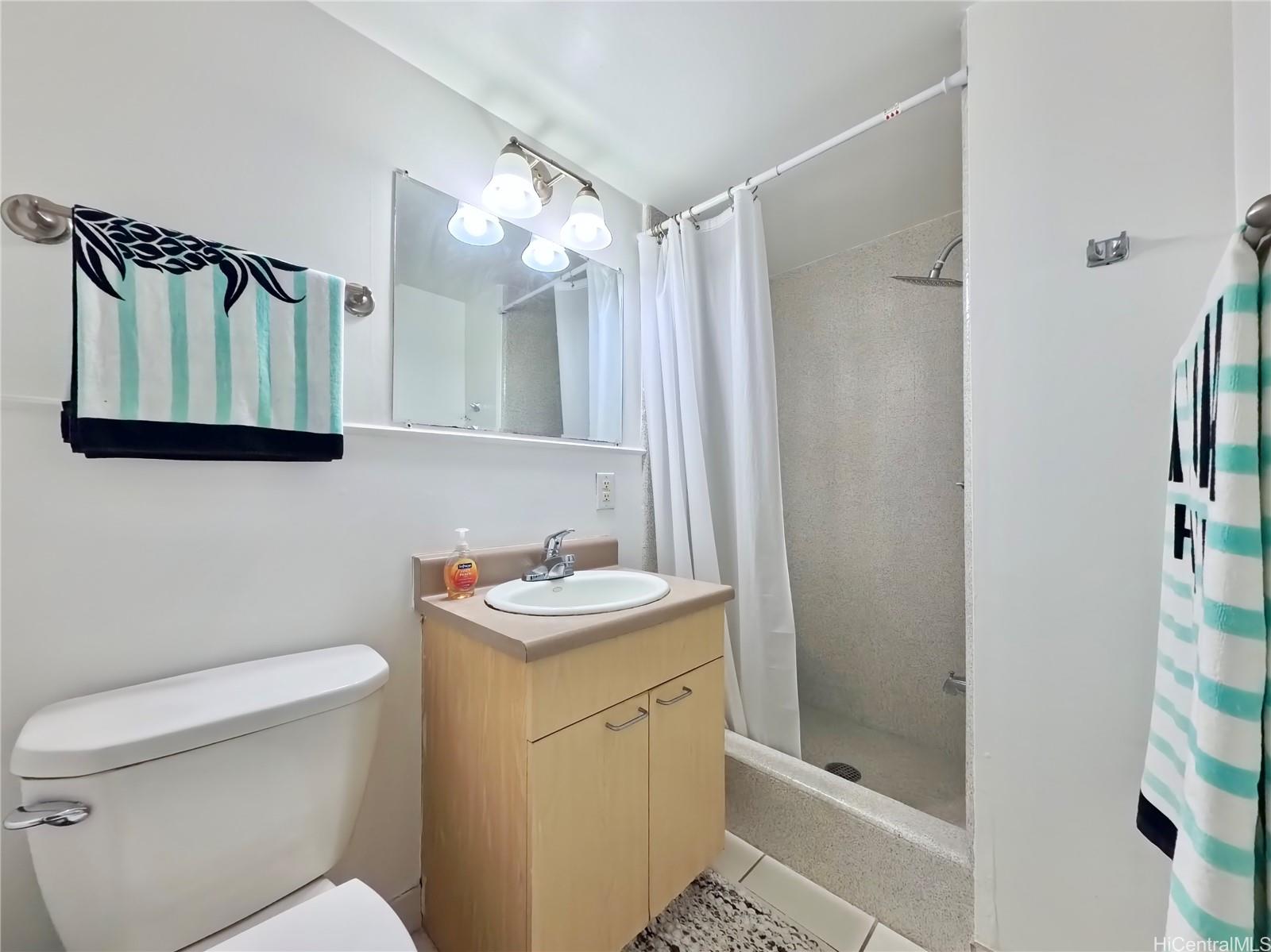 Ainahau Gardens condo # 211, Honolulu, Hawaii - photo 10 of 17