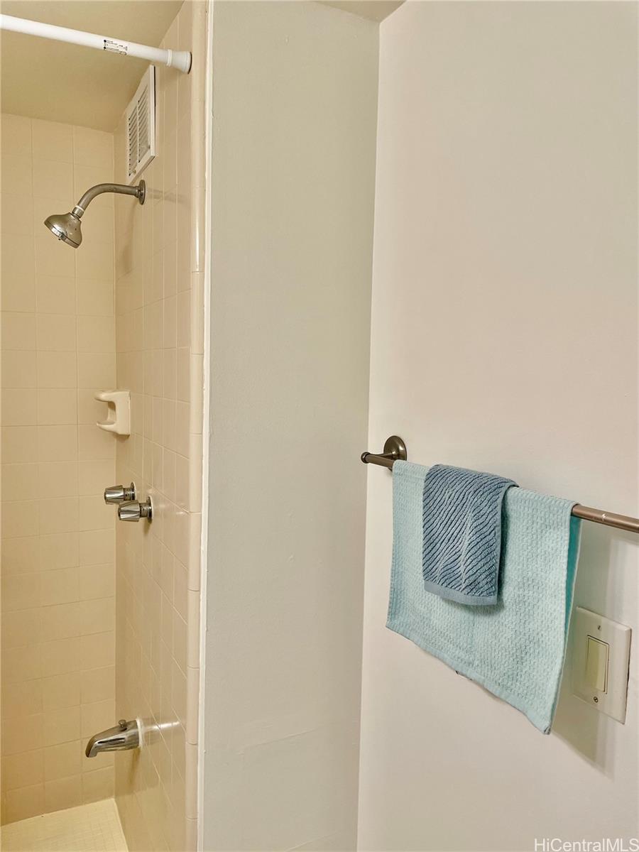 Ainahau Gardens condo # 316, Honolulu, Hawaii - photo 2 of 16