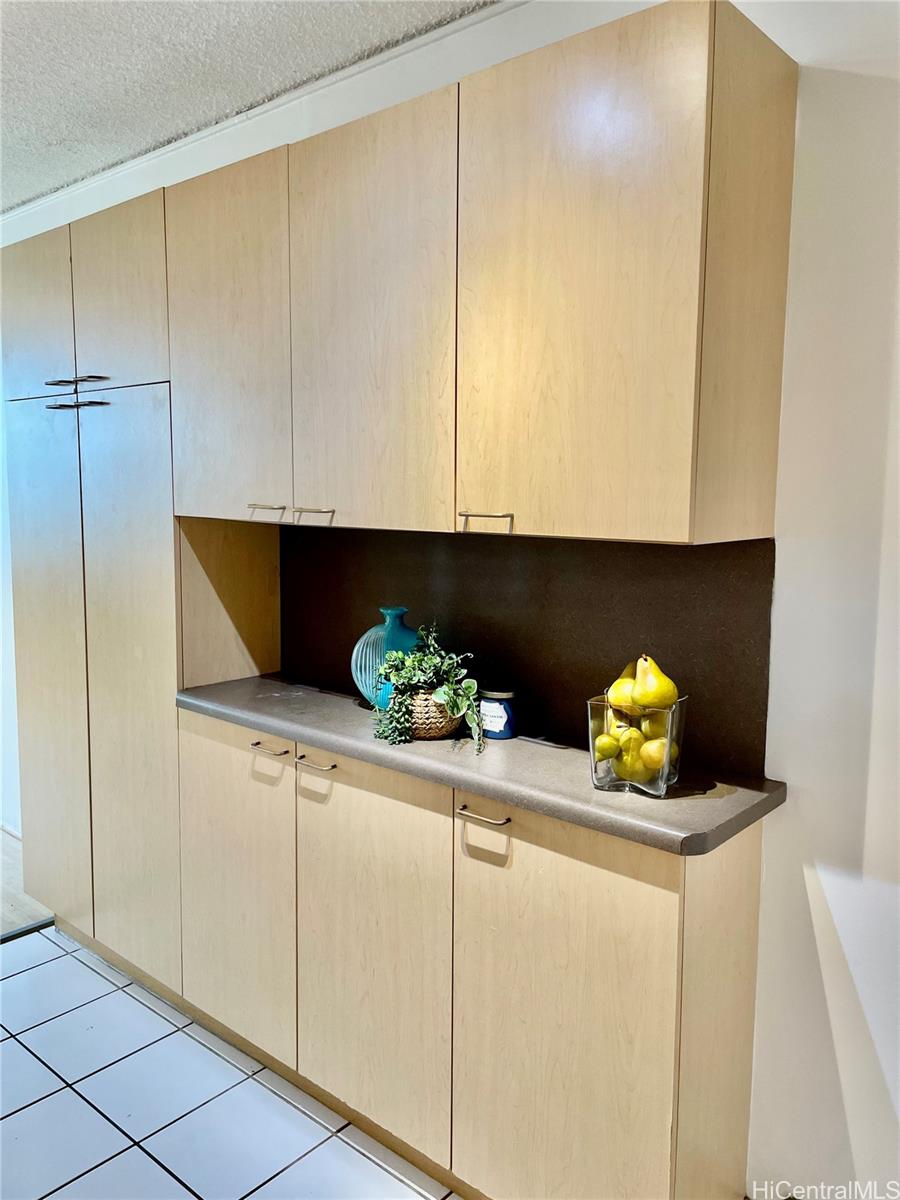 Ainahau Gardens condo # 316, Honolulu, Hawaii - photo 4 of 16