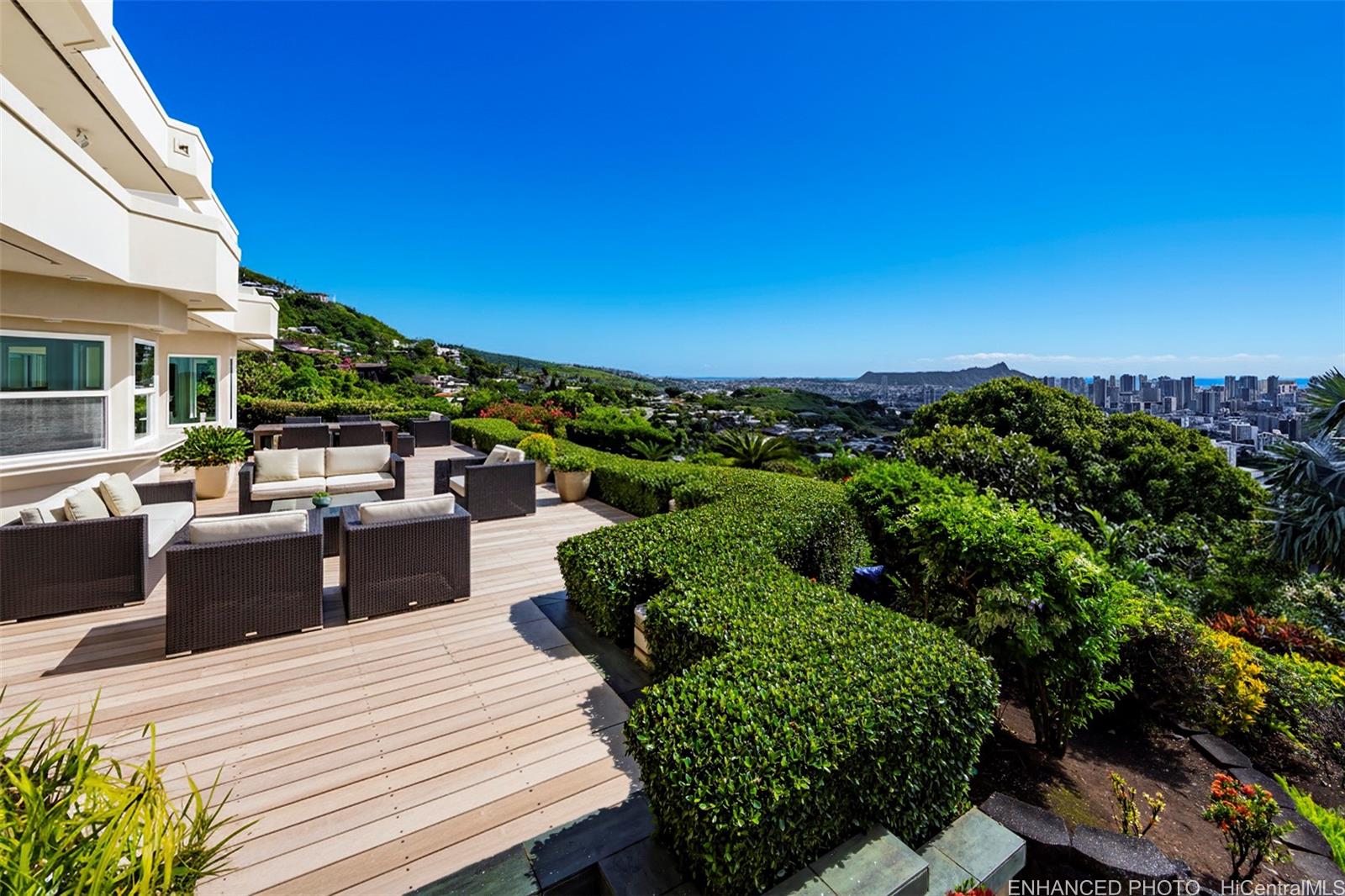 2443  Makiki Hts Drive Makiki Heights, Honolulu home - photo 2 of 25