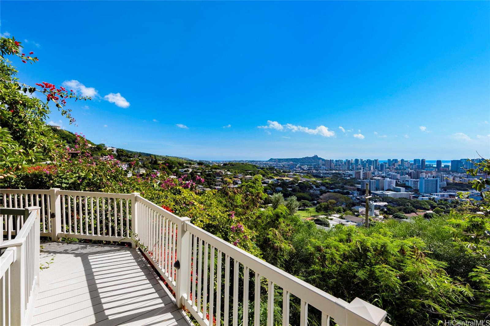 2443  Makiki Hts Drive Makiki Heights, Honolulu home - photo 14 of 25