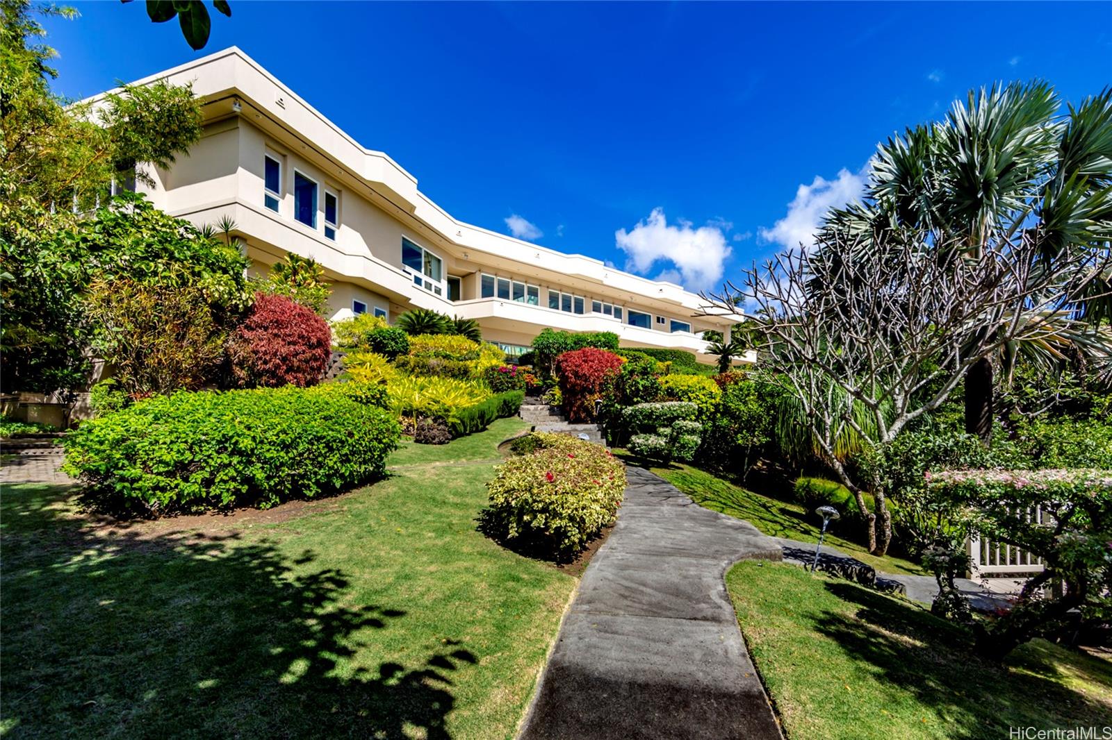 2443  Makiki Hts Drive Makiki Heights, Honolulu home - photo 15 of 25