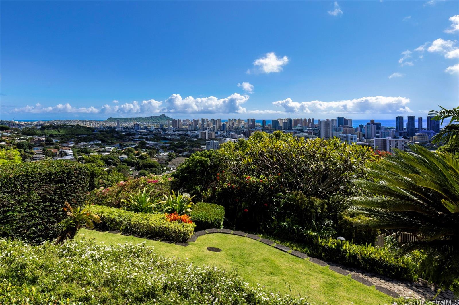 2443  Makiki Hts Drive Makiki Heights, Honolulu home - photo 17 of 25