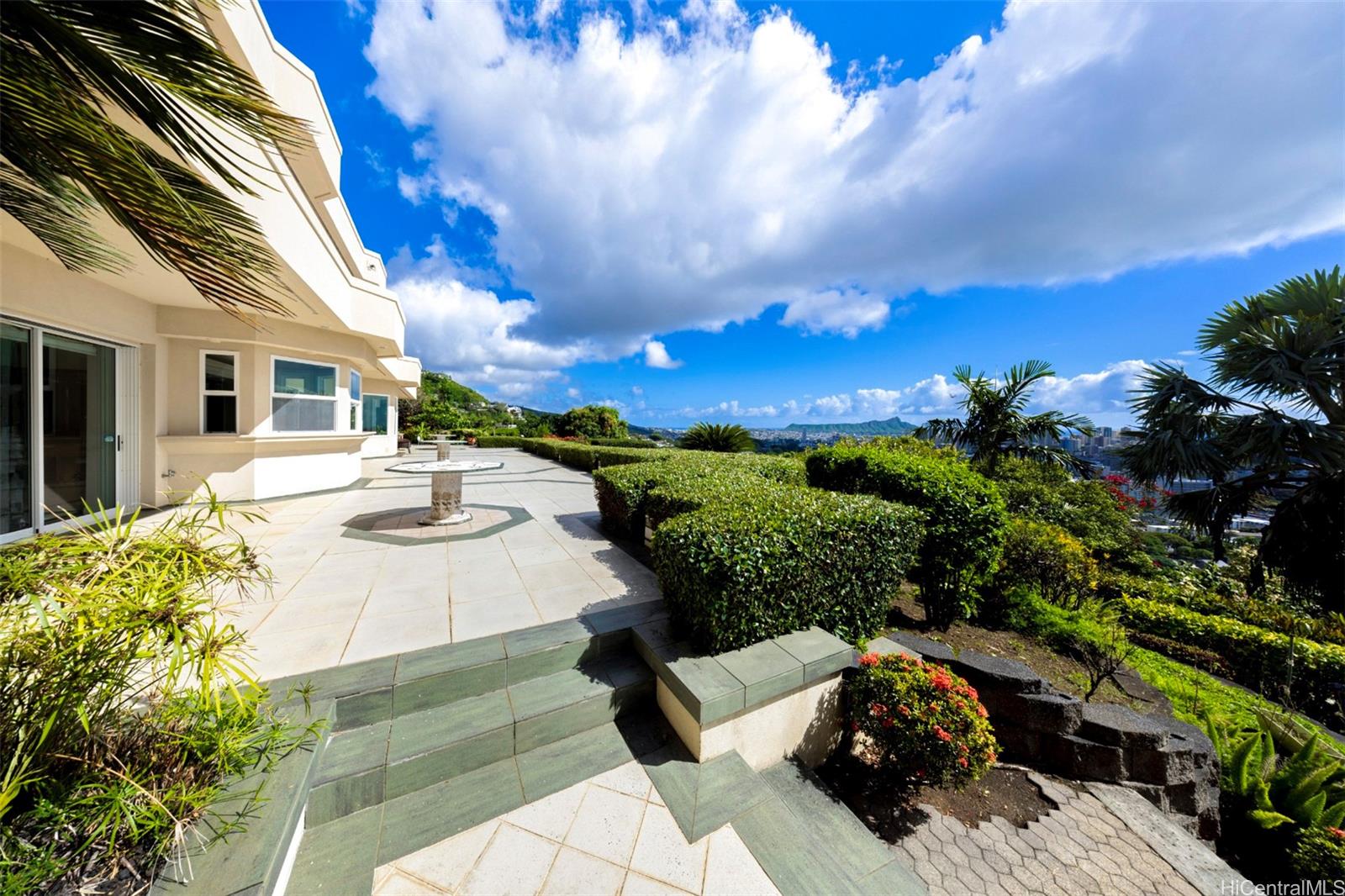 2443  Makiki Hts Drive Makiki Heights, Honolulu home - photo 21 of 25