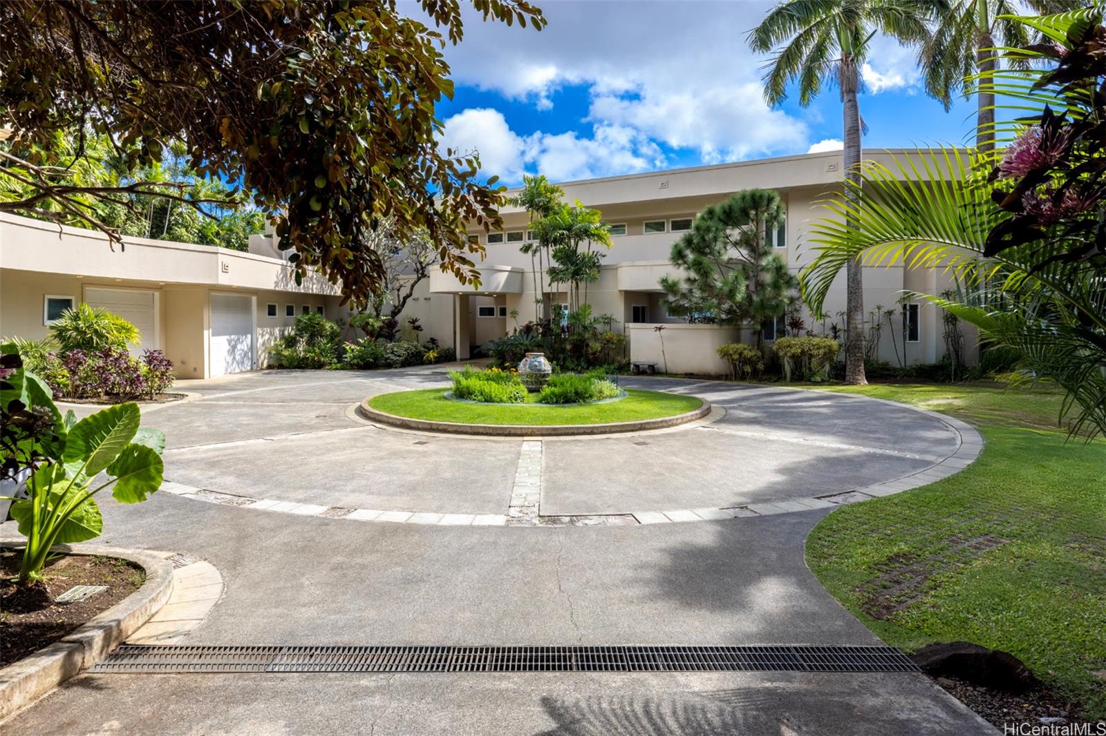 2443  Makiki Hts Drive Makiki Heights, Honolulu home - photo 23 of 25