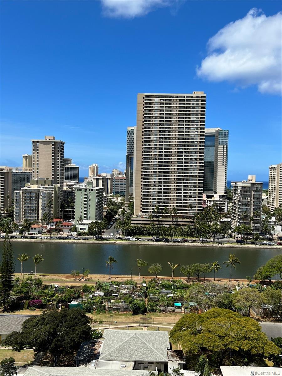 Kaimana Lanais condo # 1704, Honolulu, Hawaii - photo 20 of 23