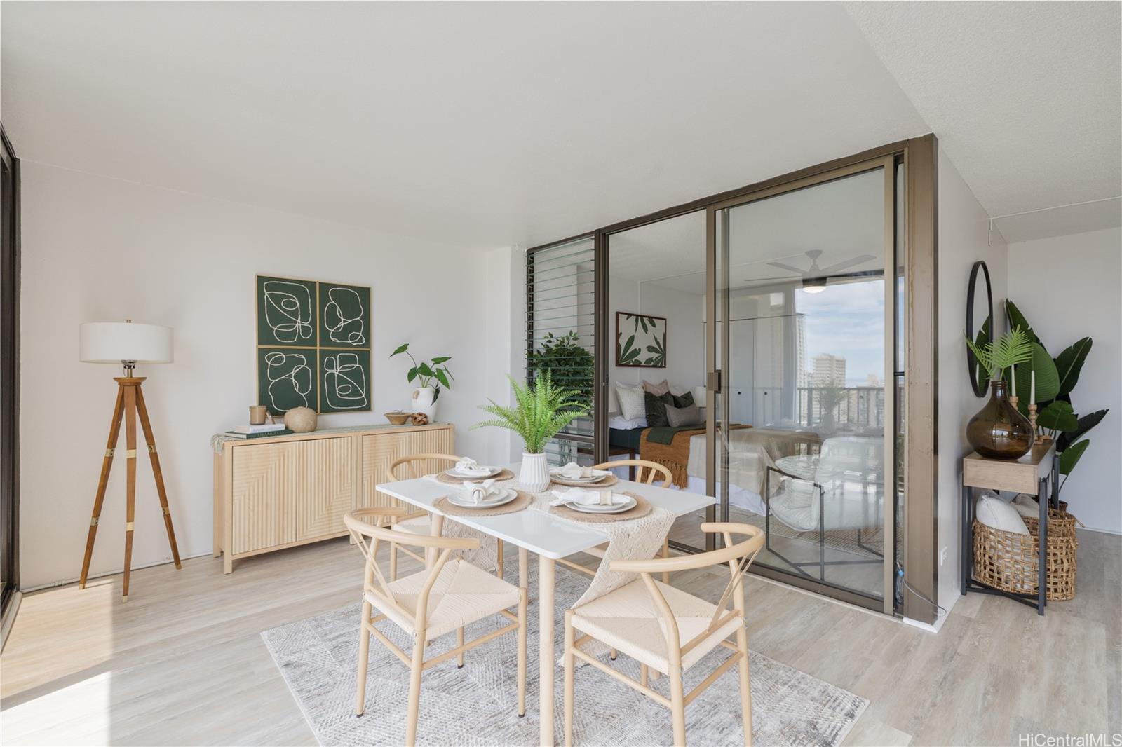 Kaimana Lanais condo # 1805, Honolulu, Hawaii - photo 3 of 25