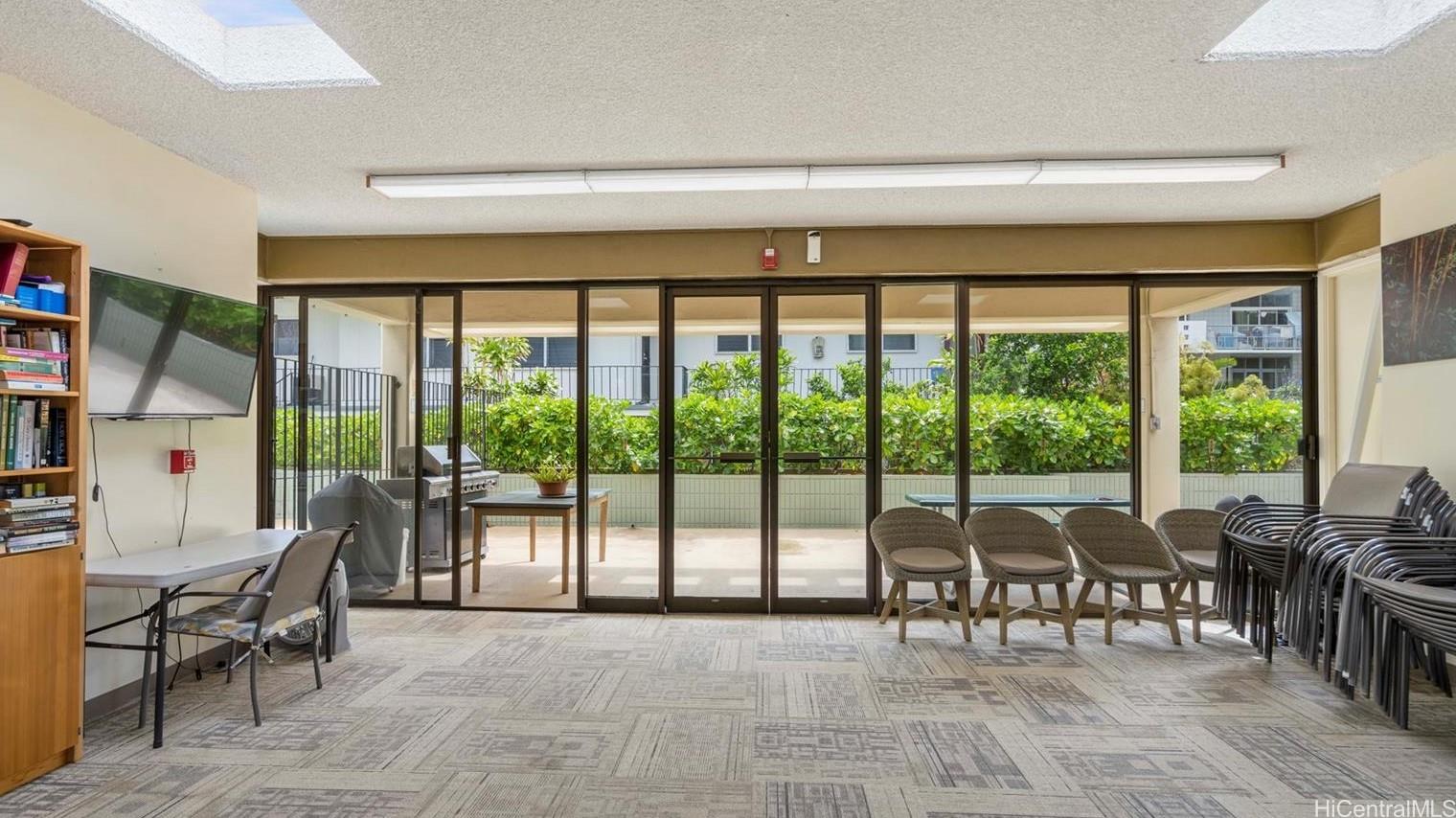 Kaimana Lanais condo # 1903, Honolulu, Hawaii - photo 22 of 24