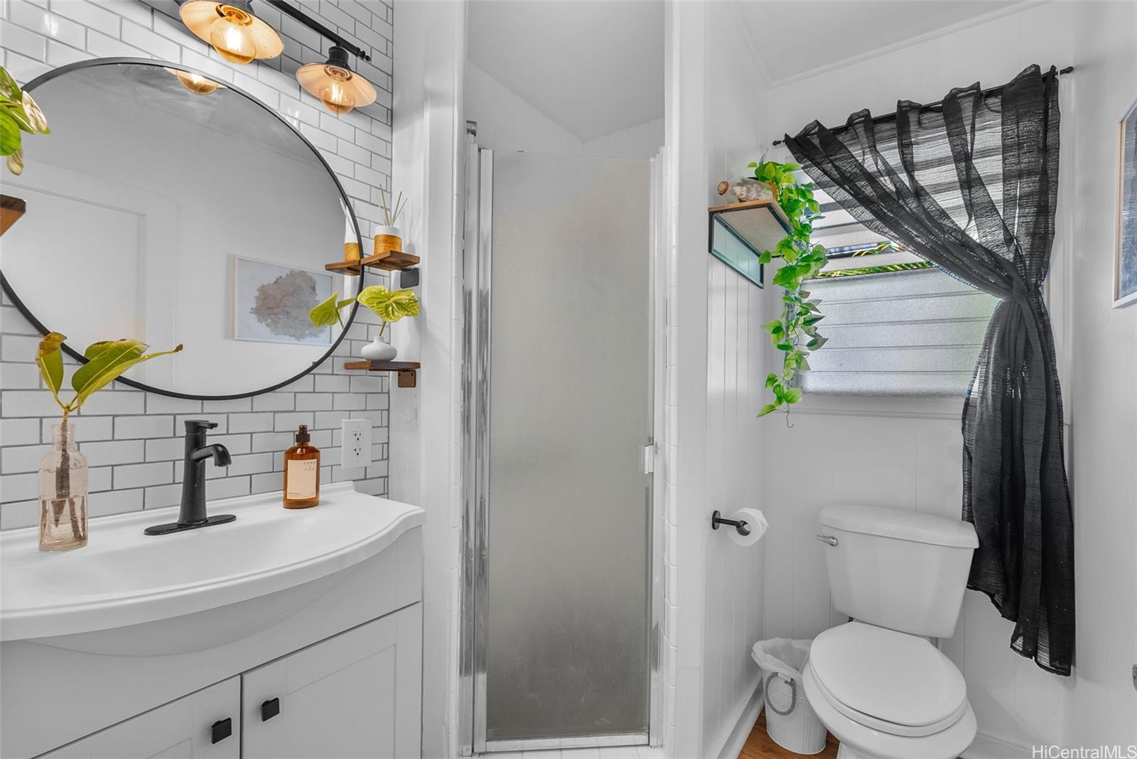 2445  10th Ave Palolo, Diamond Head home - photo 14 of 25