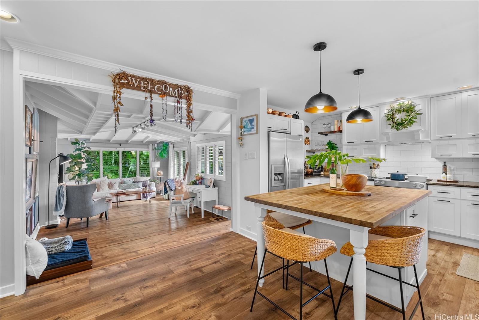 2445  10th Ave Palolo, Diamond Head home - photo 3 of 25