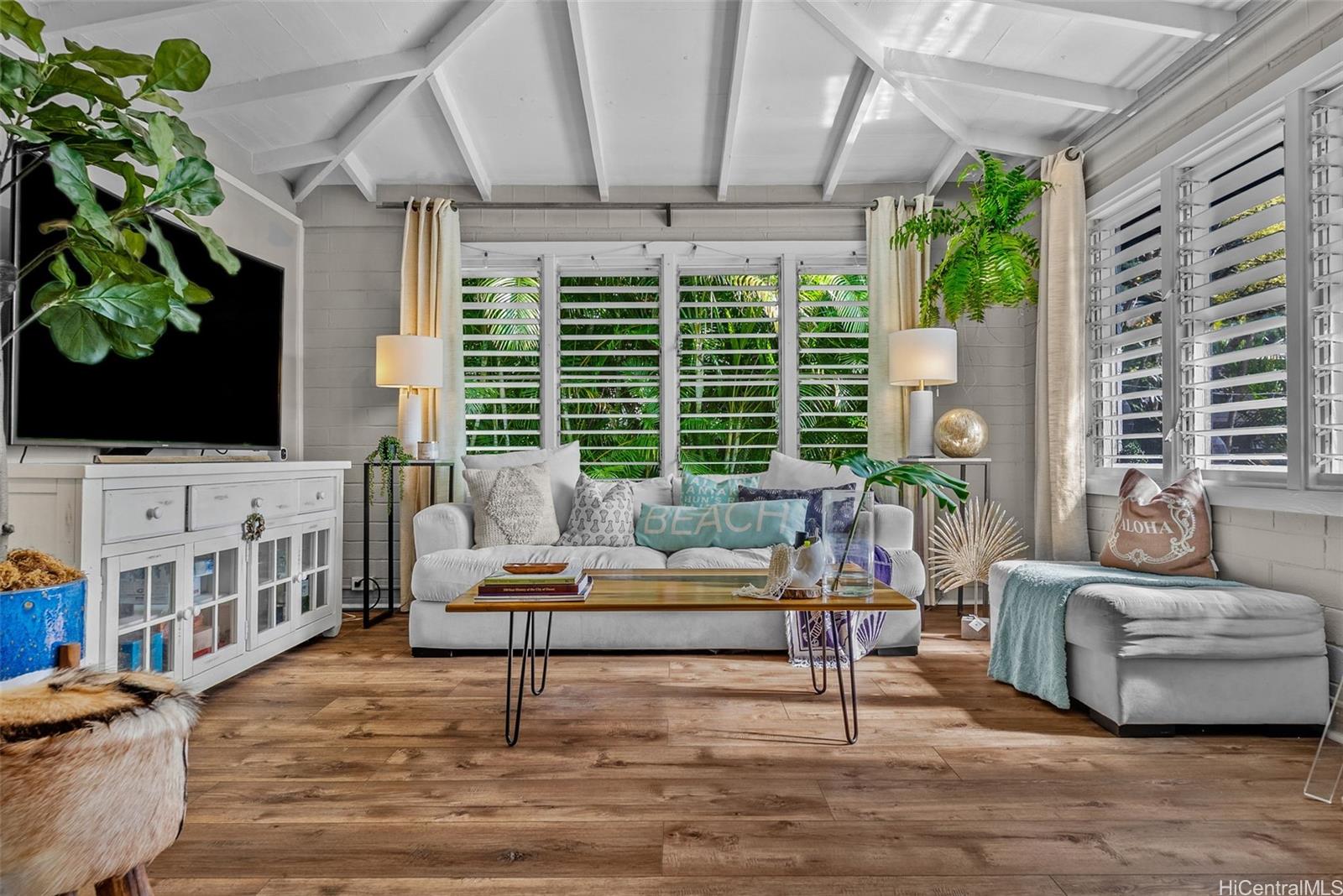 2445  10th Ave Palolo, Diamond Head home - photo 8 of 25