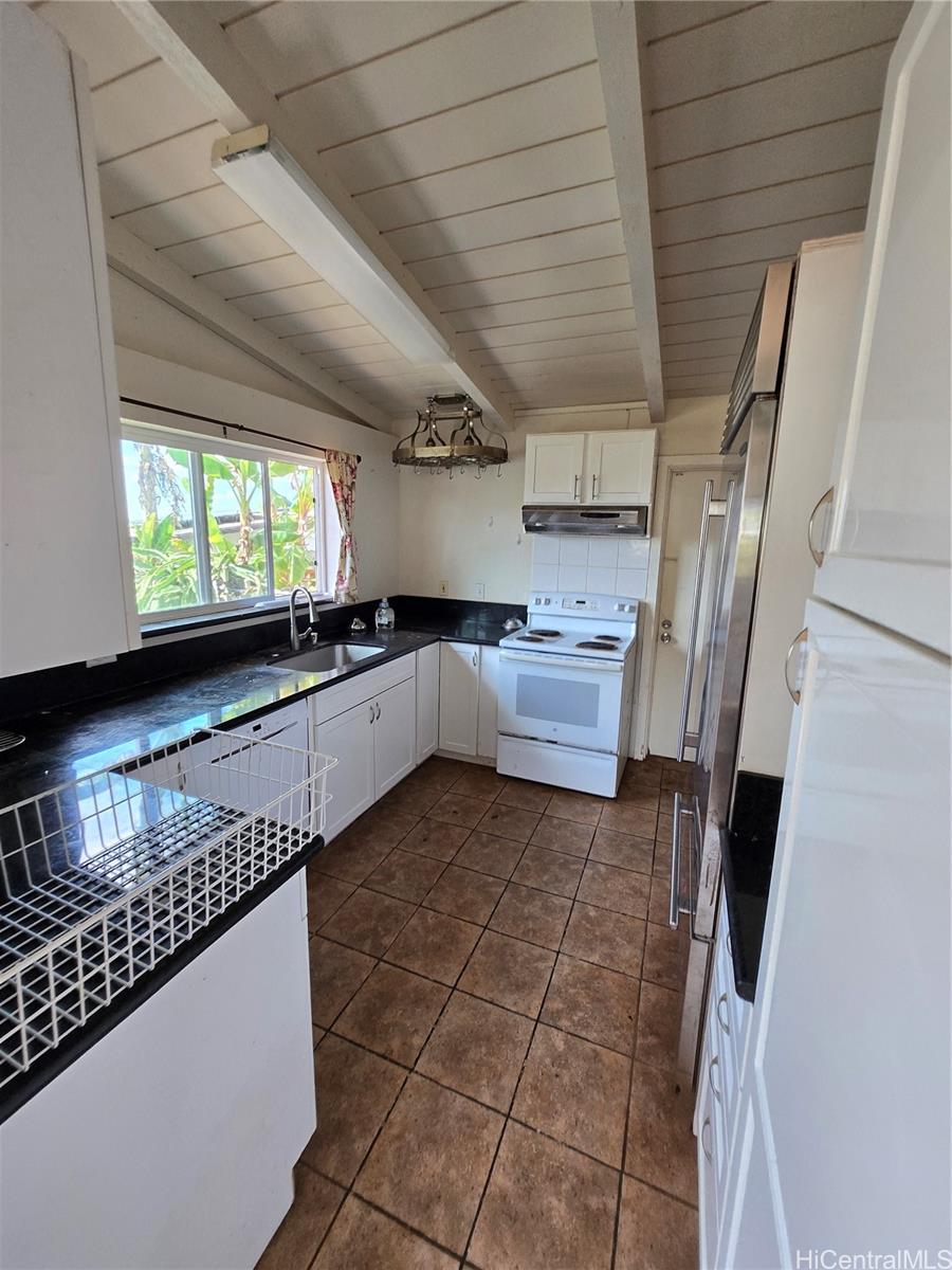 2447 Auhuhu St Pearl City - Rental - photo 14 of 19