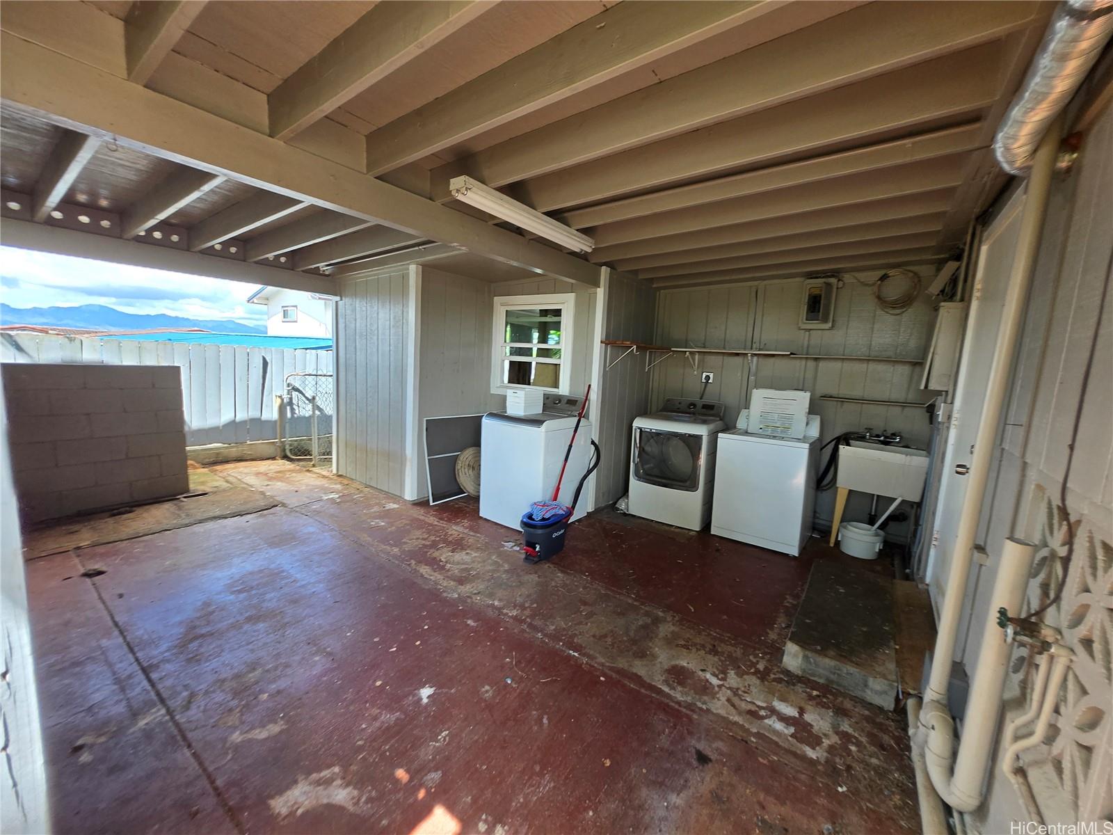 2447 Auhuhu St Pearl City - Rental - photo 16 of 19