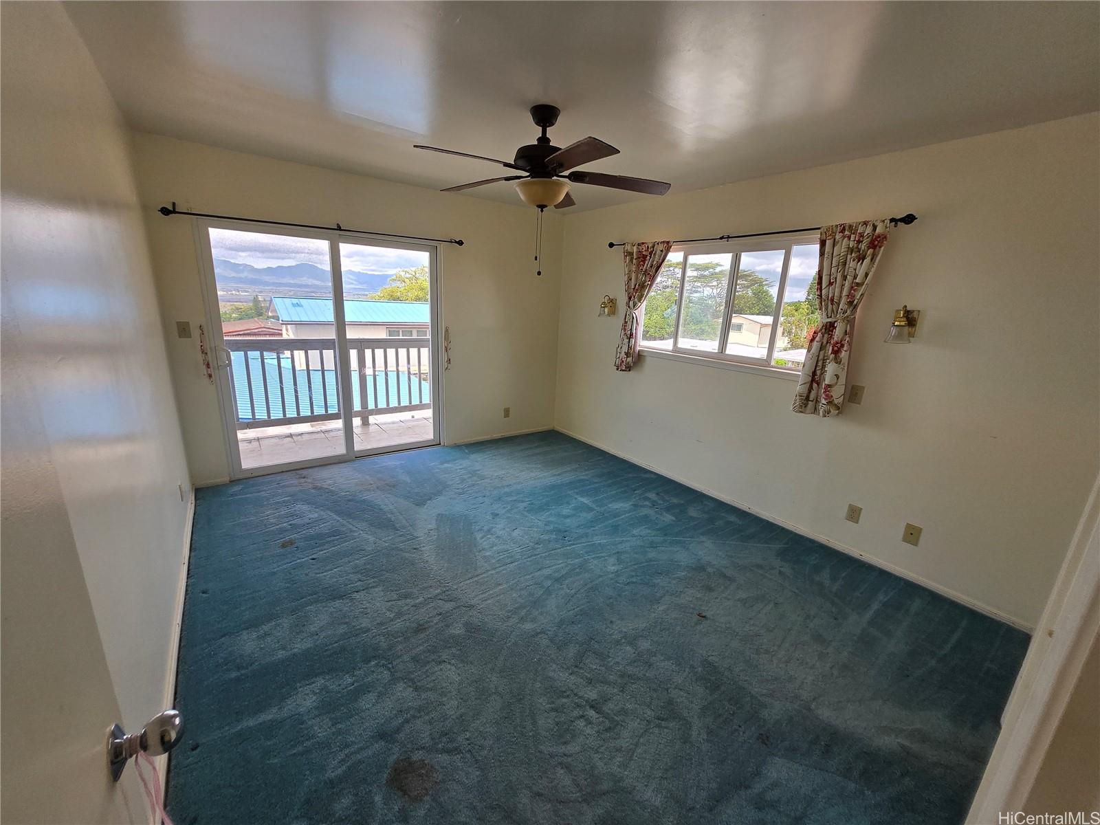 2447 Auhuhu St Pearl City - Rental - photo 10 of 19