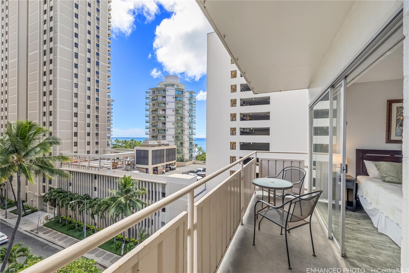 Seashore condo # 81, Honolulu, Hawaii - photo 11 of 24