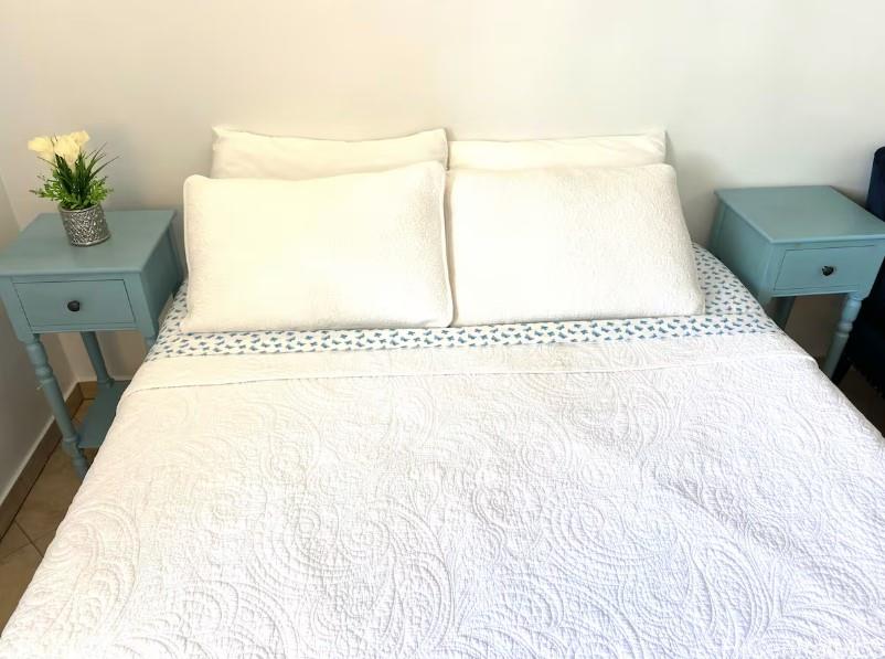 Kuhio Village 2 condo # 1005A, Honolulu, Hawaii - photo 5 of 21