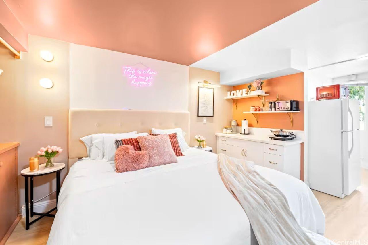 Kuhio Village 2 condo # 204A, Honolulu, Hawaii - photo 2 of 8